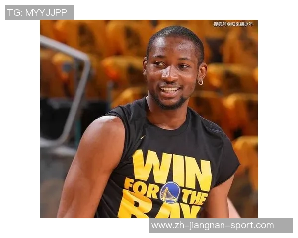 库明加重返社交媒体分享休赛期精彩瞬间合辑