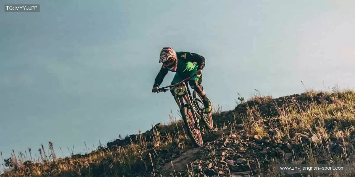 汗水铸就荣耀，热爱点燃梦想！🔥✨ 加入我们，成就你的冠军之路！